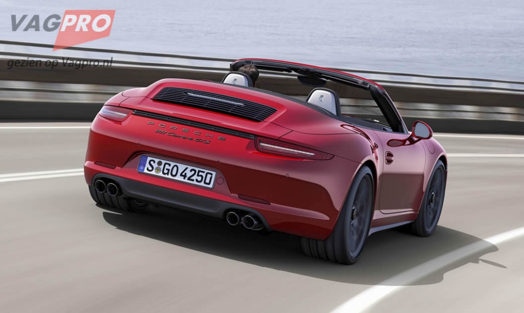 Porsche-911-Carrera-GTS-2