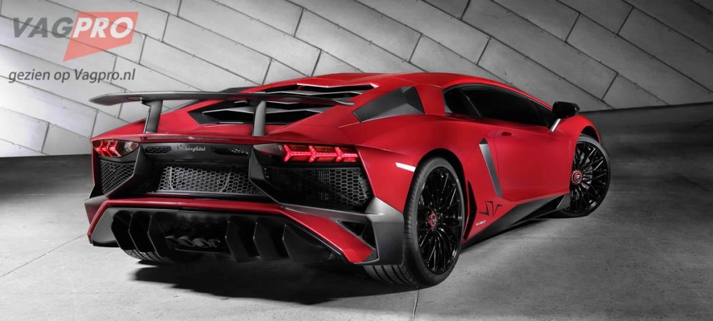 Lamborghini-Superveloce 5