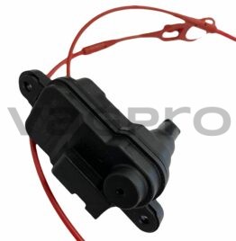 Actuator voor vergrendeling brandstofdeur – 8V0862153A